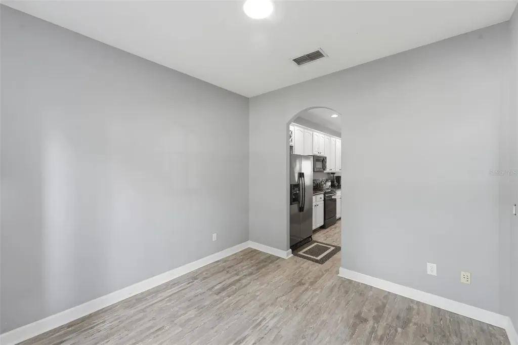18124 Saxony Lane Orlando FL 32820