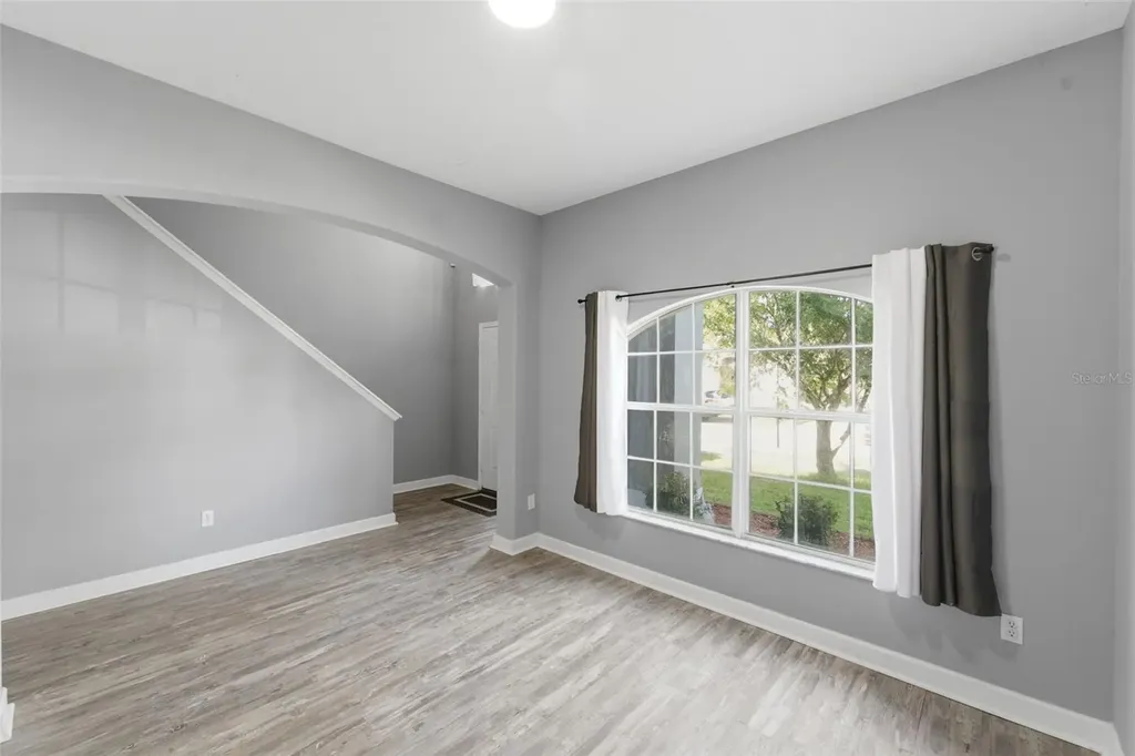 18124 Saxony Lane Orlando FL 32820