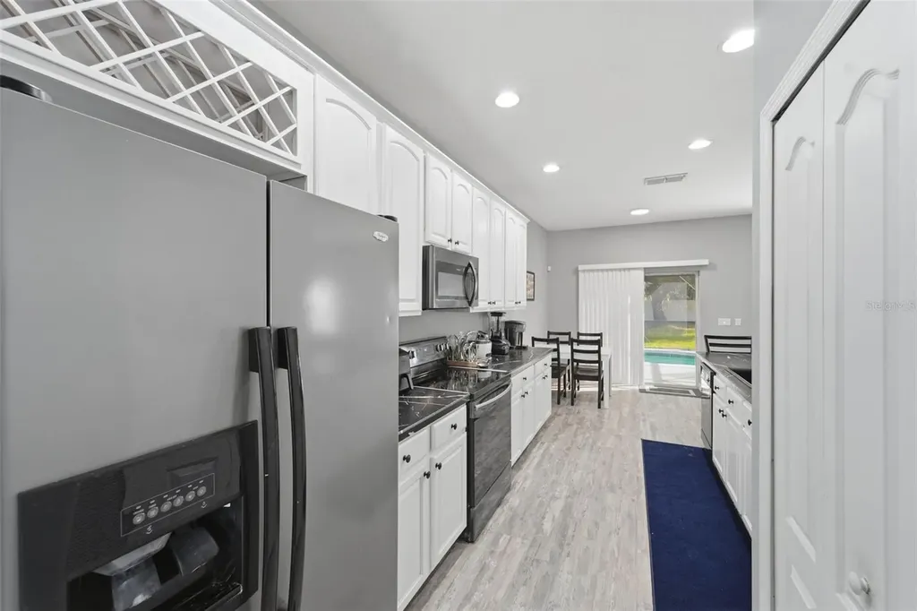 18124 Saxony Lane Orlando FL 32820