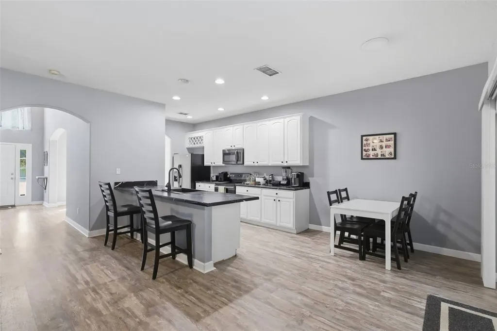 18124 Saxony Lane Orlando FL 32820
