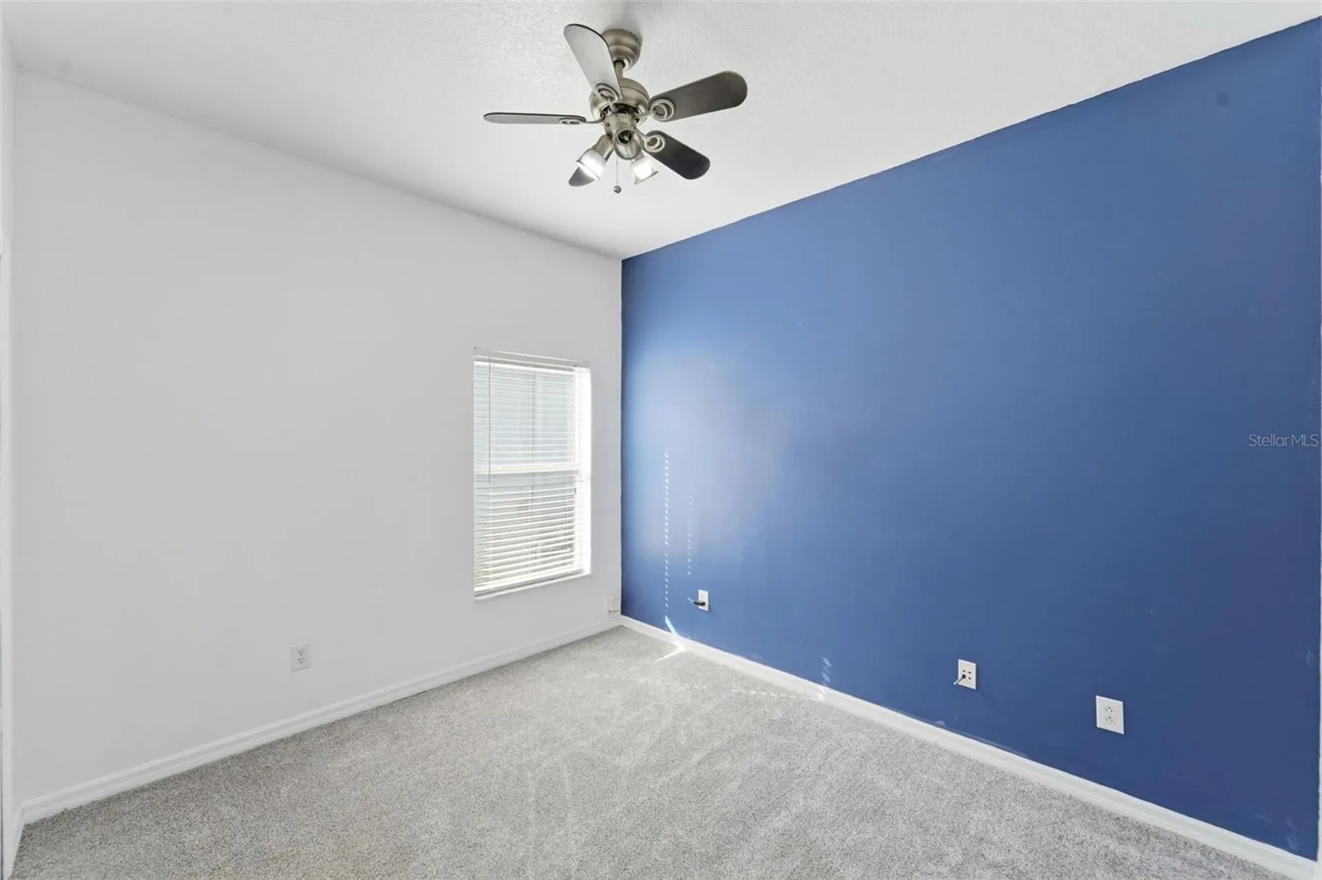 18124 Saxony Lane Orlando FL 32820