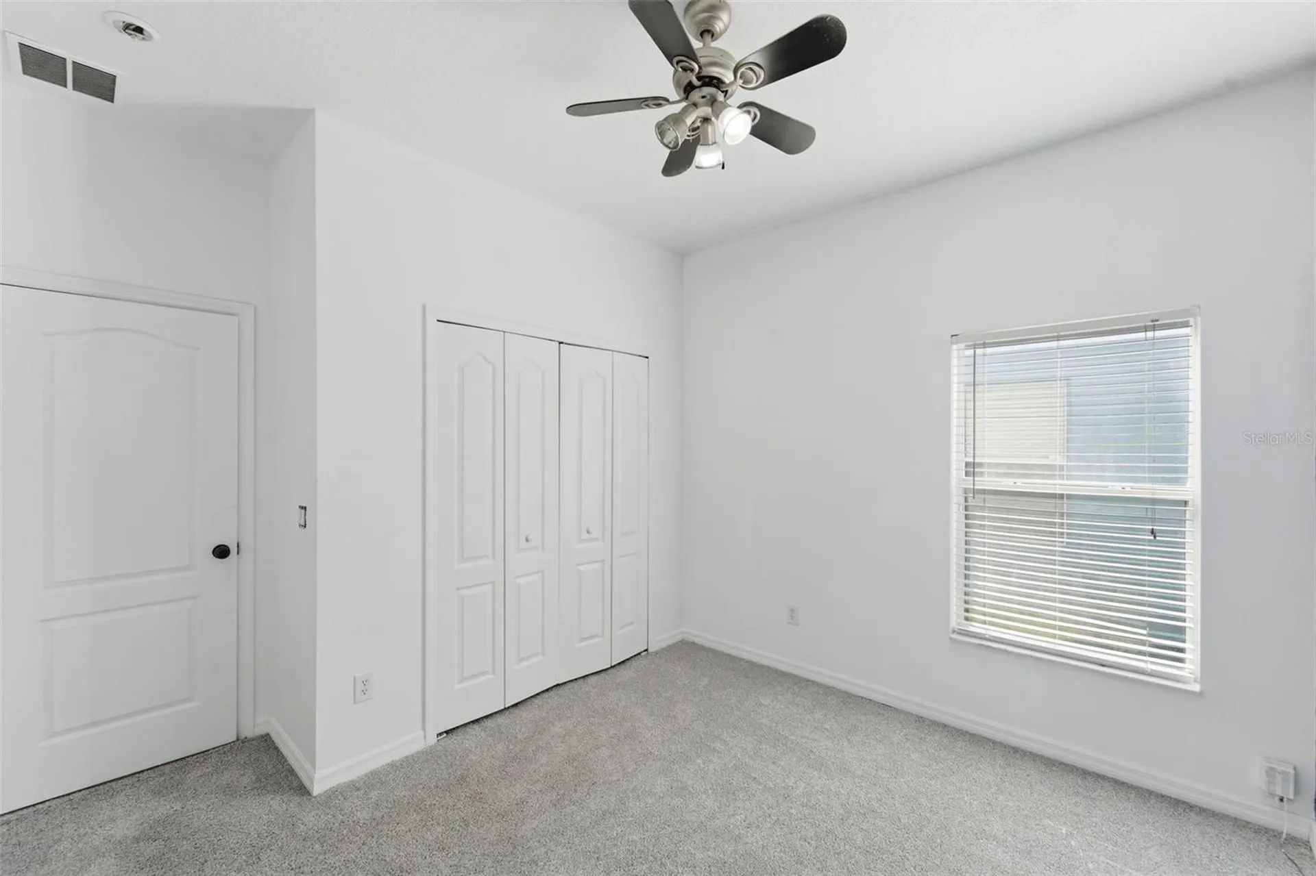 18124 Saxony Lane Orlando FL 32820