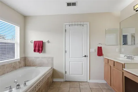 18124 Saxony Lane Orlando FL 32820