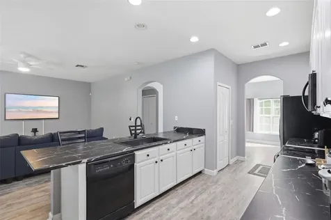18124 Saxony Lane Orlando FL 32820