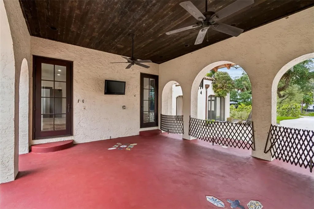 2603 S Parkview Street Tampa FL 33629