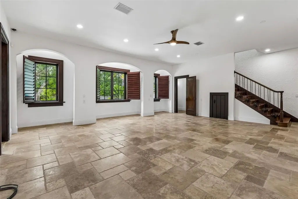 2603 S Parkview Street Tampa FL 33629