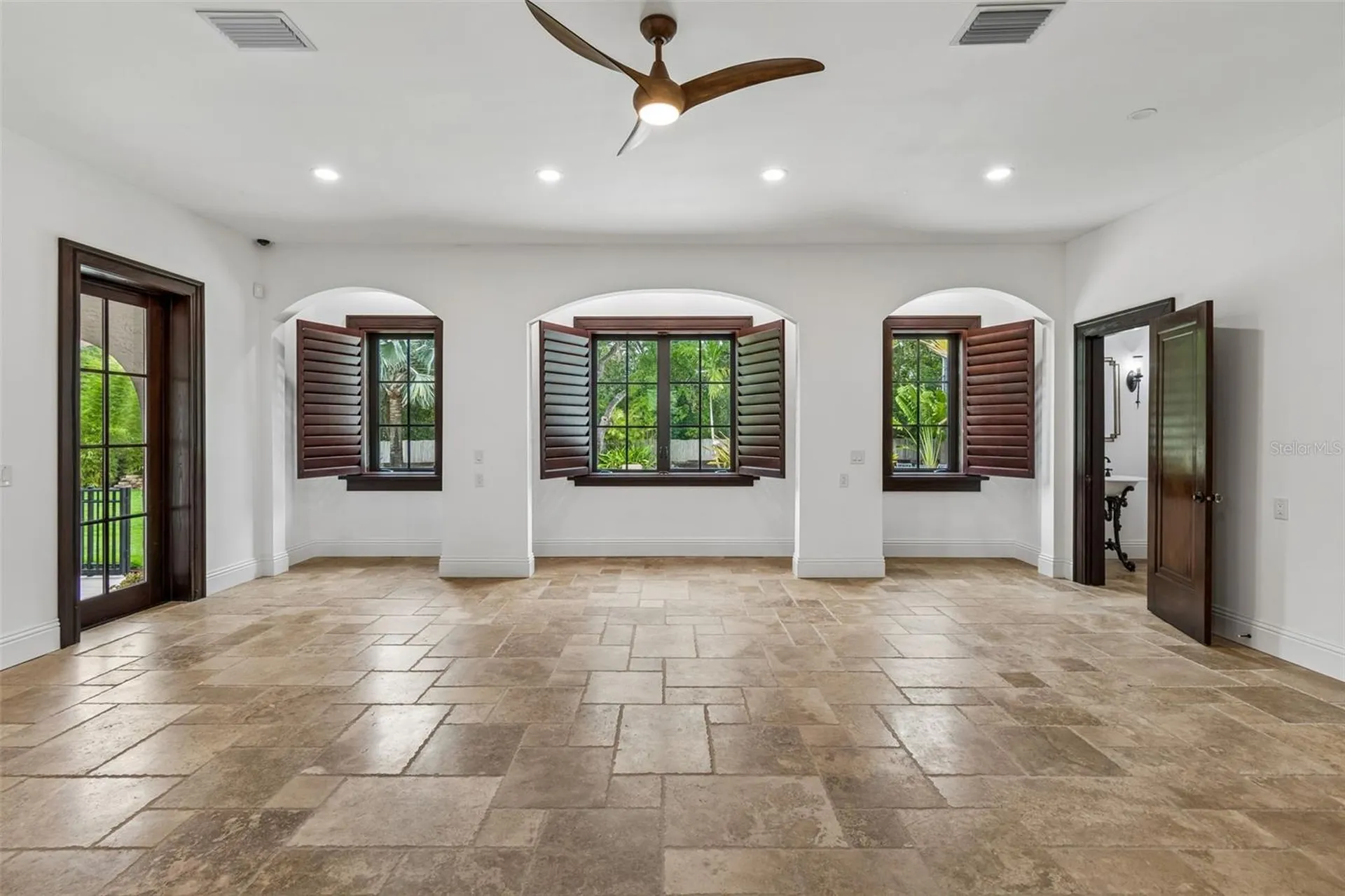 2603 S Parkview Street Tampa FL 33629