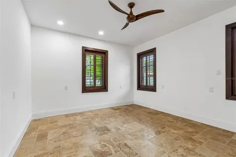 2603 S Parkview Street Tampa FL 33629