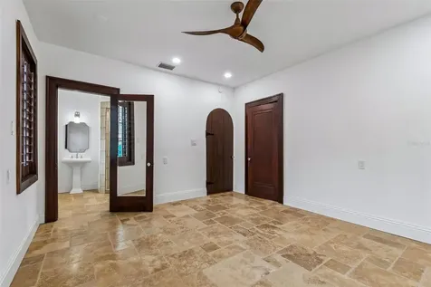 2603 S Parkview Street Tampa FL 33629