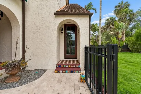2603 S Parkview Street Tampa FL 33629