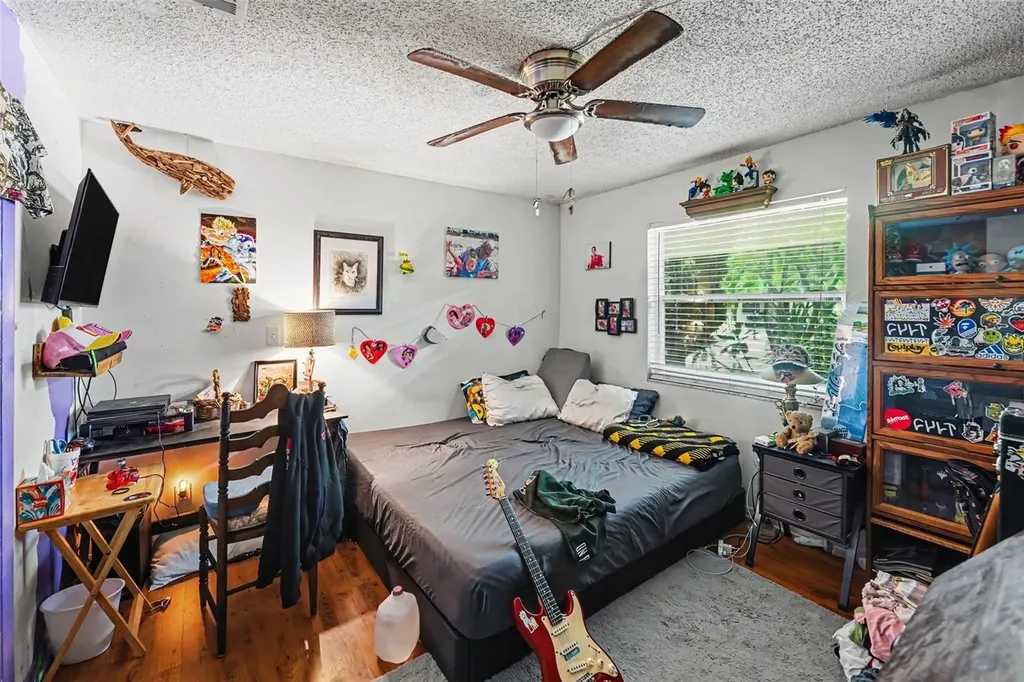 2048 Sunset Grove Lane Clearwater FL 33765