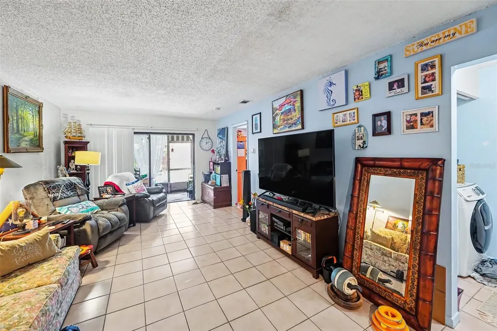 2048 Sunset Grove Lane Clearwater FL 33765