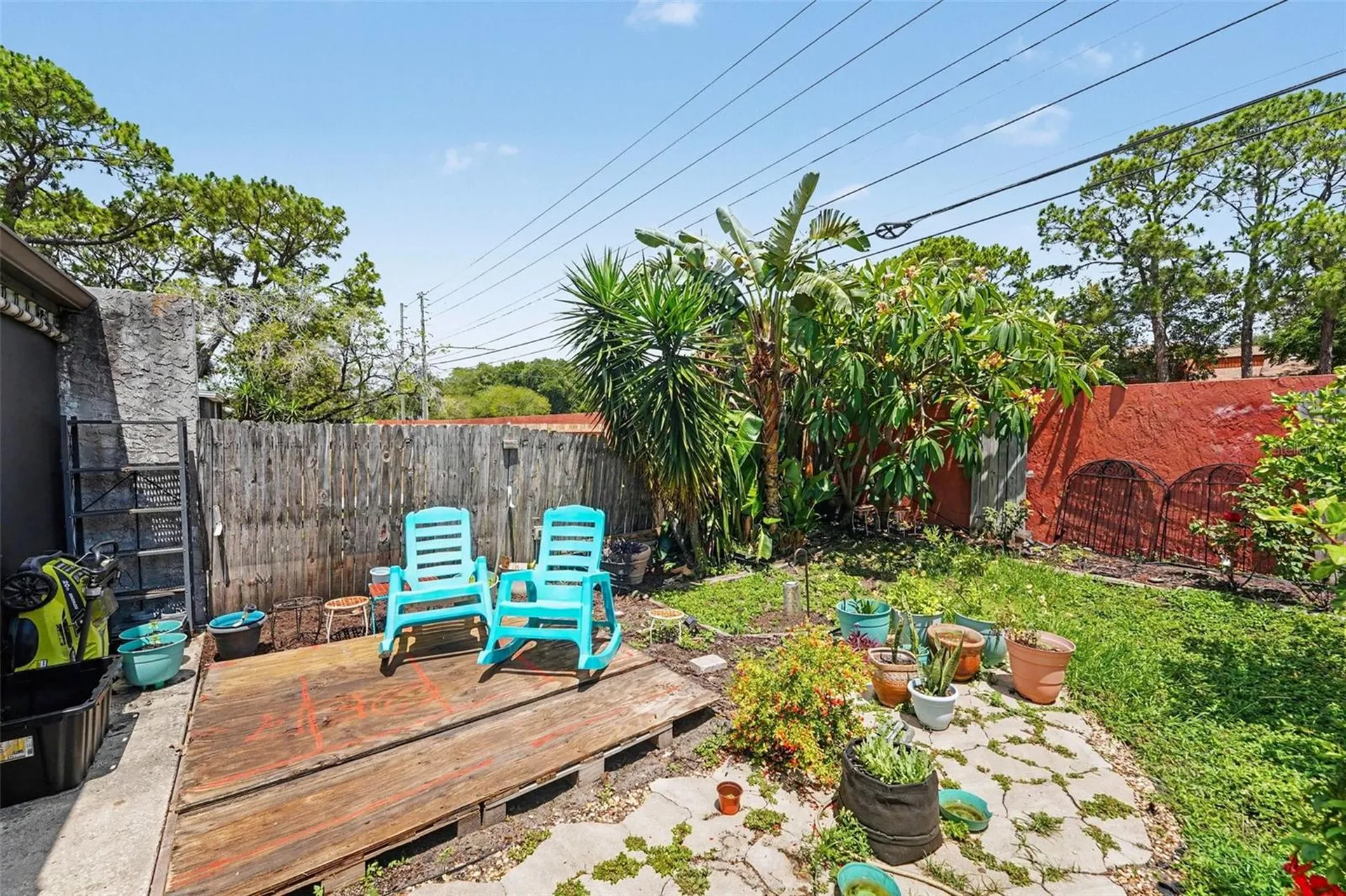 2048 Sunset Grove Lane Clearwater FL 33765