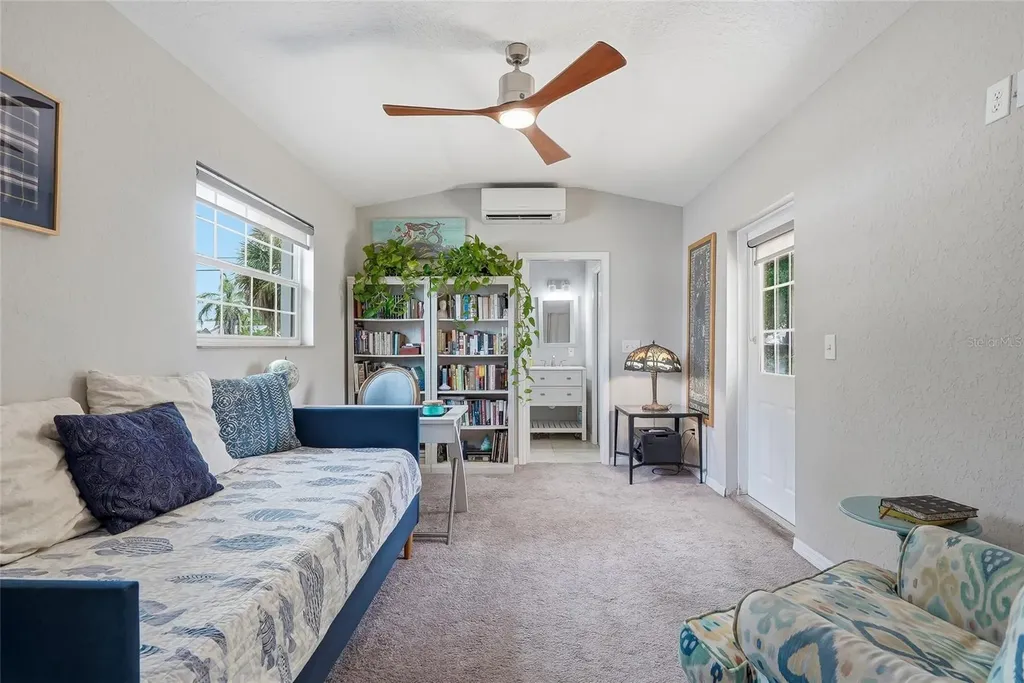 3801 Locust Street NE St Petersburg FL 33703