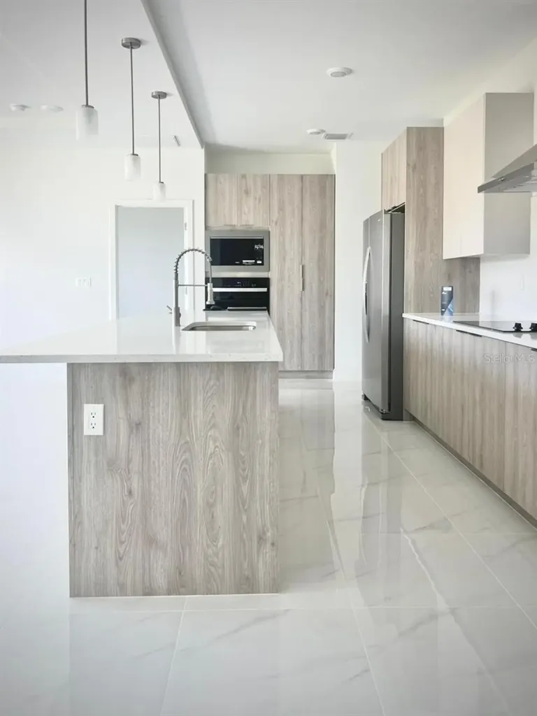 117 NW 13th Street Cape Coral FL 33993