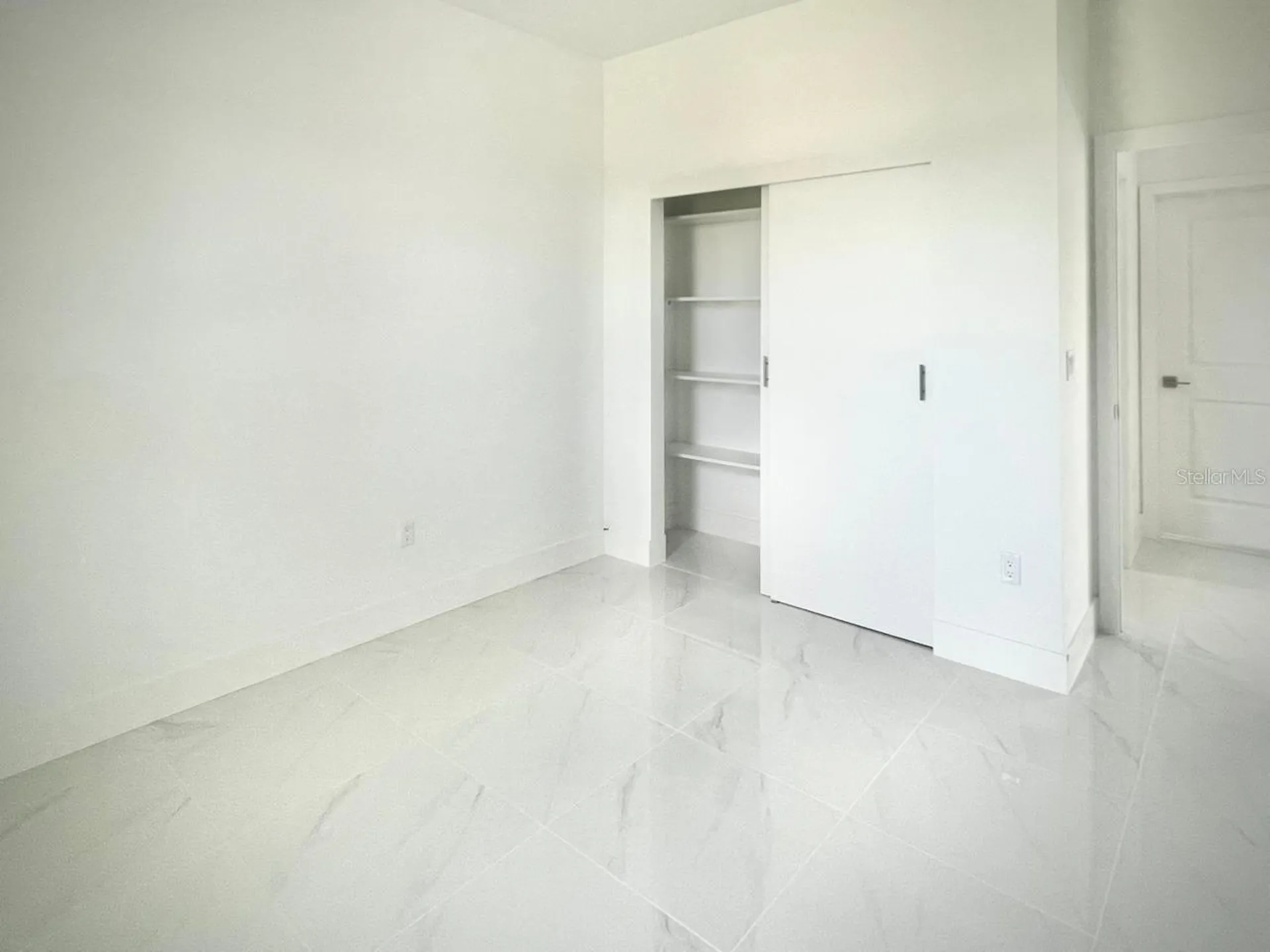 117 NW 13th Street Cape Coral FL 33993