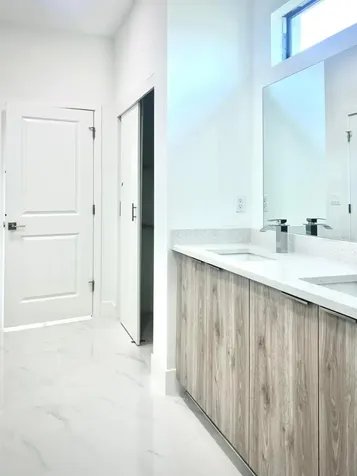 117 NW 13th Street Cape Coral FL 33993