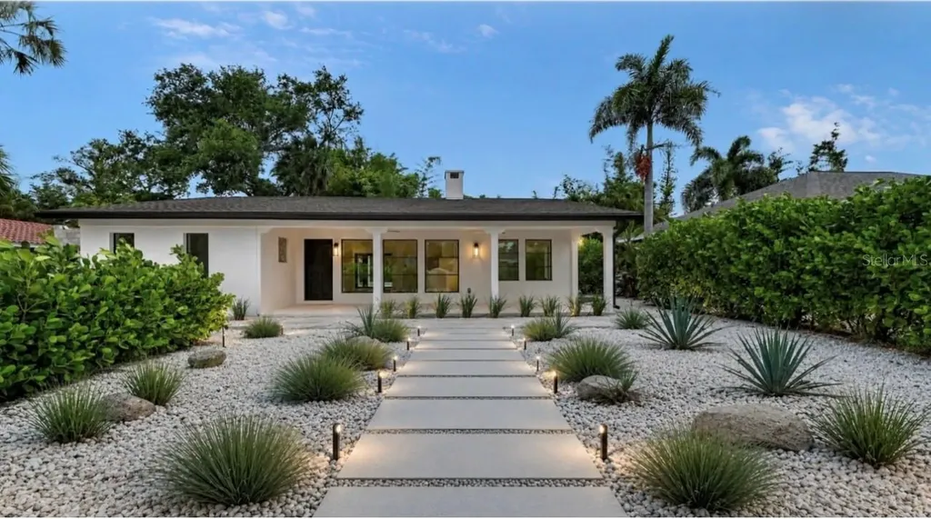1041 Indian Beach Drive Sarasota FL 34234