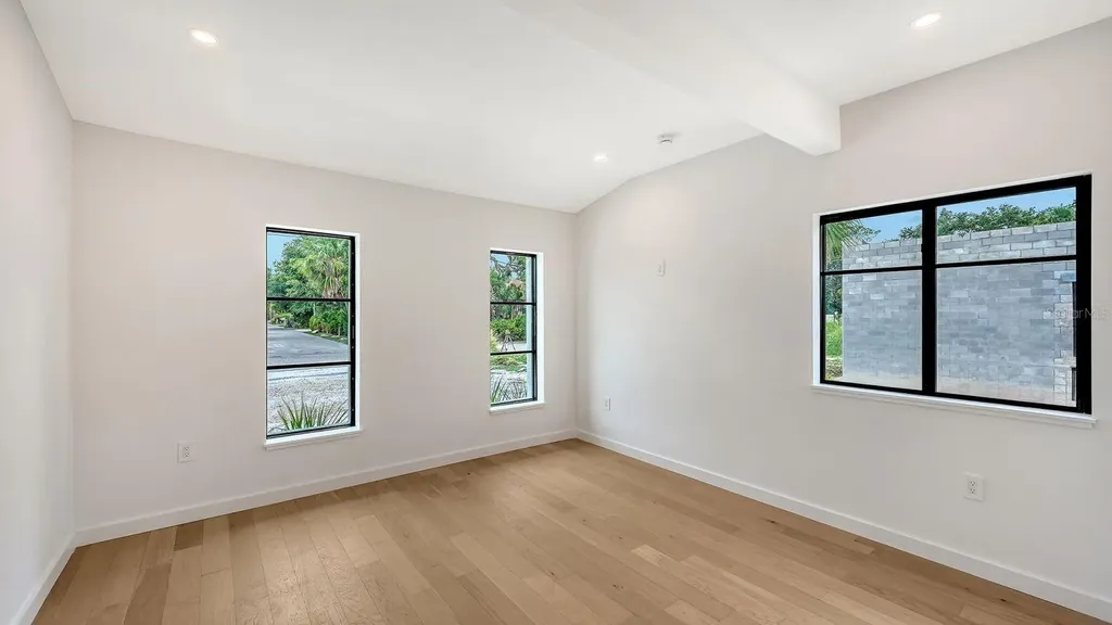 1041 Indian Beach Drive Sarasota FL 34234
