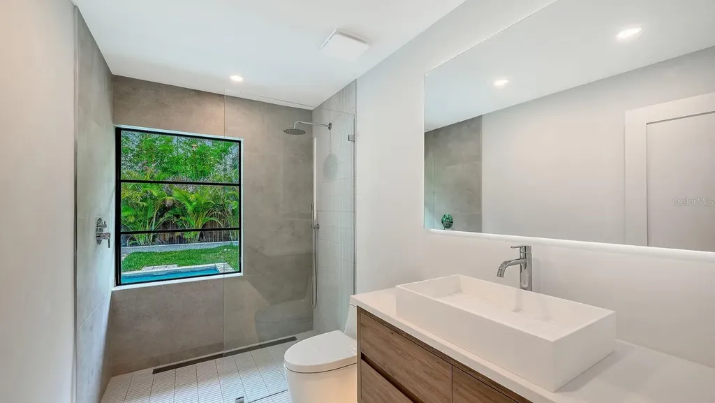 1041 Indian Beach Drive Sarasota FL 34234