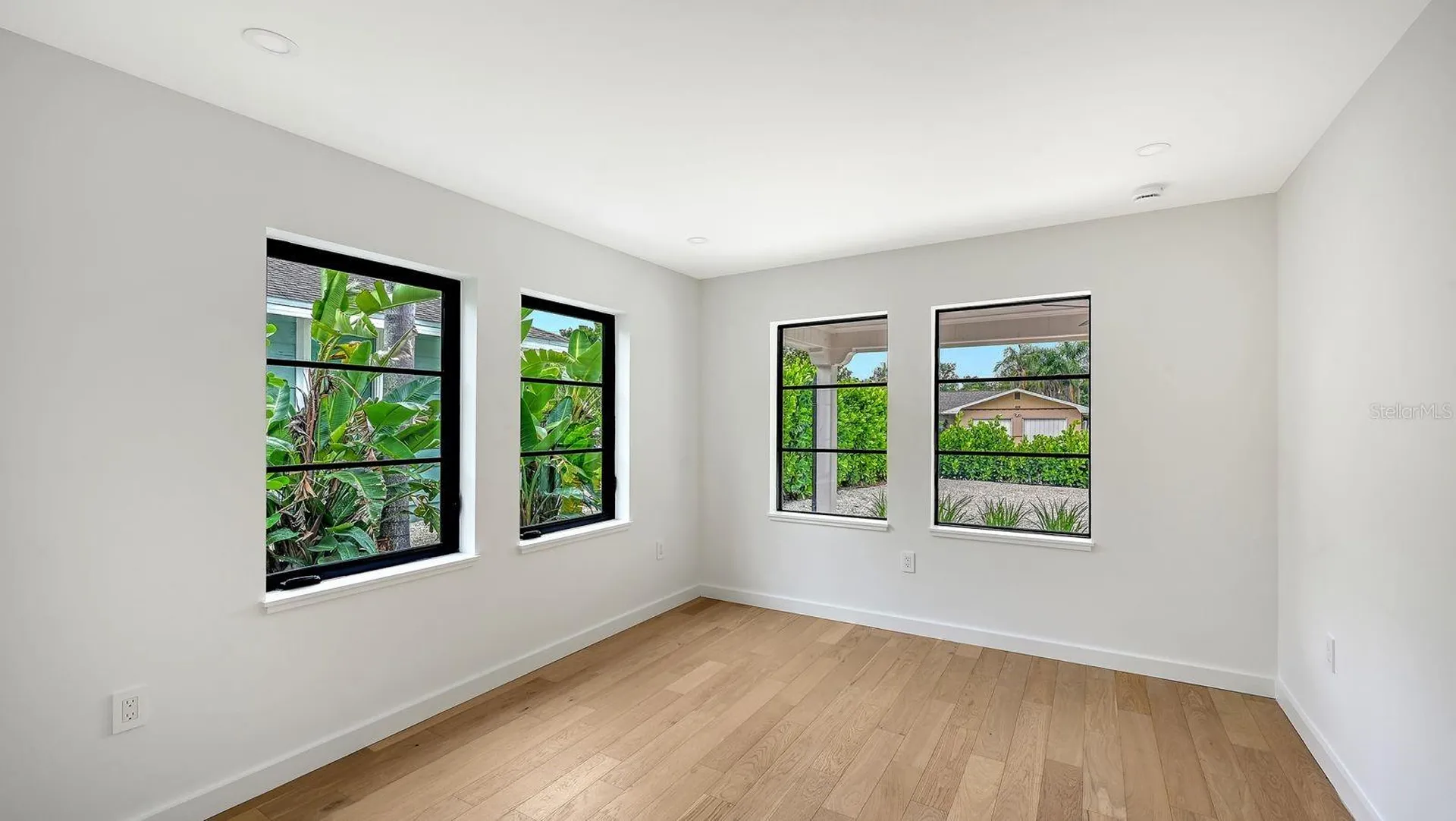1041 Indian Beach Drive Sarasota FL 34234