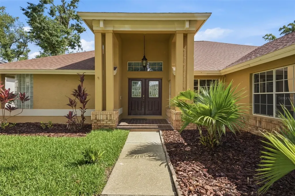 504 Stratfield Drive Lutz FL 33549