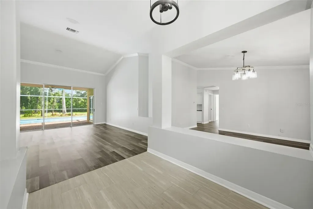 504 Stratfield Drive Lutz FL 33549