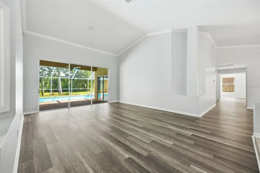 504 Stratfield Drive Lutz FL 33549