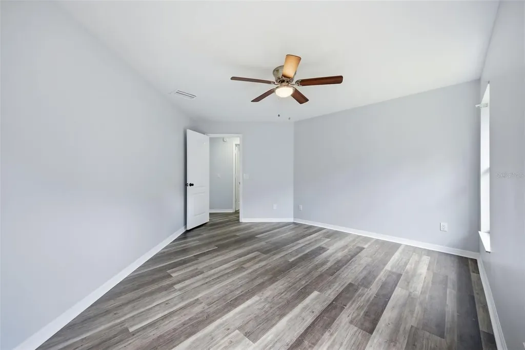 504 Stratfield Drive Lutz FL 33549