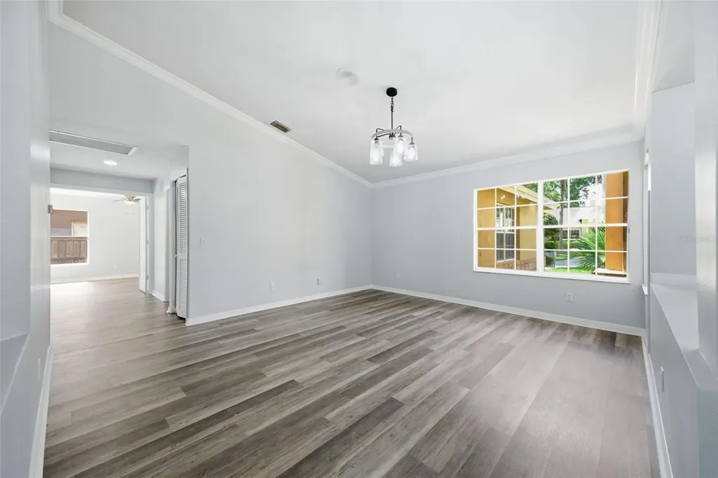 504 Stratfield Drive Lutz FL 33549