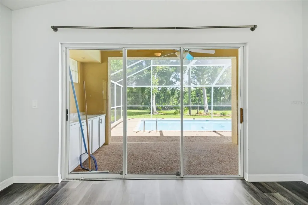 504 Stratfield Drive Lutz FL 33549