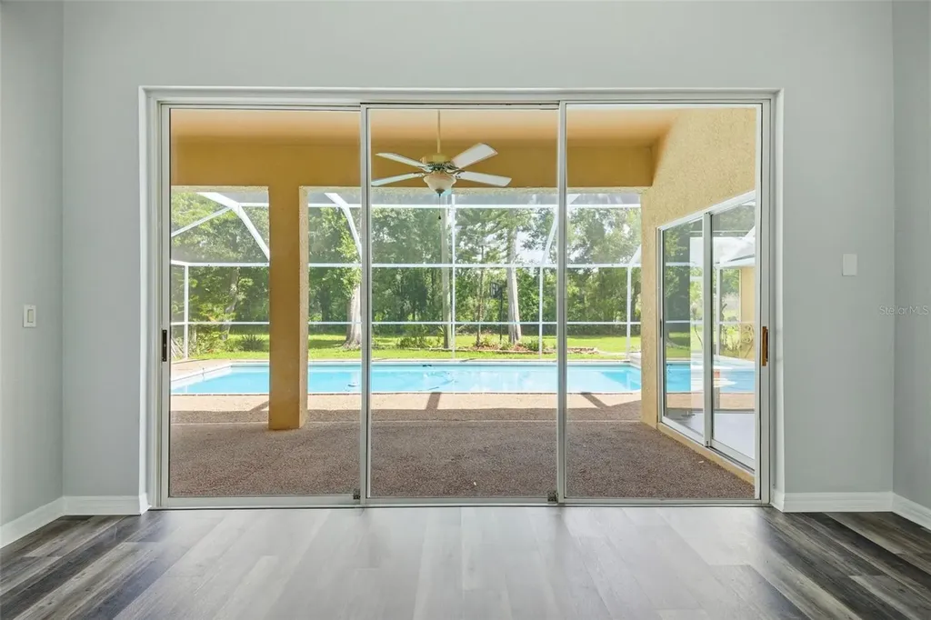 504 Stratfield Drive Lutz FL 33549