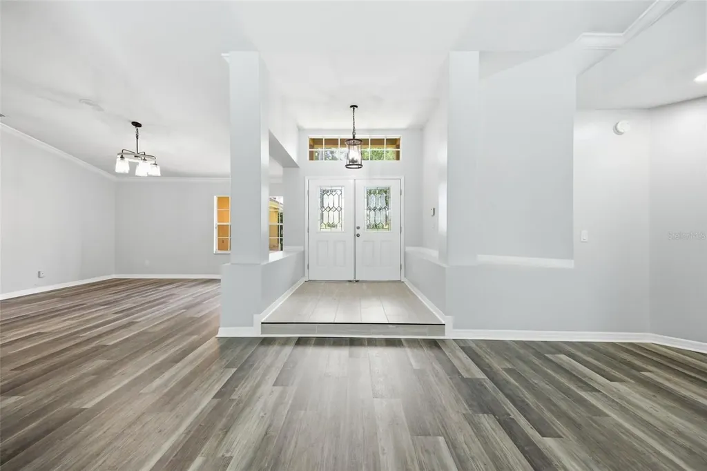 504 Stratfield Drive Lutz FL 33549