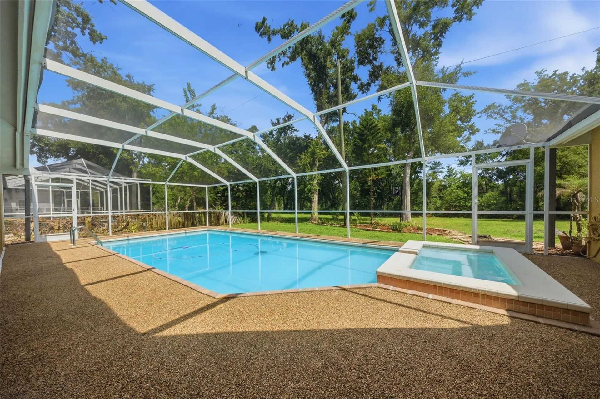 504 Stratfield Drive Lutz FL 33549