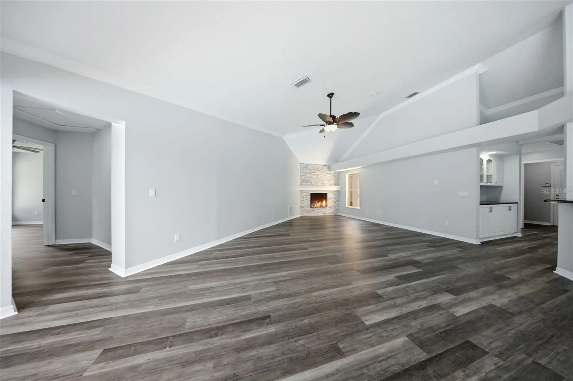 504 Stratfield Drive Lutz FL 33549