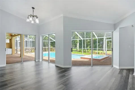 504 Stratfield Drive Lutz FL 33549