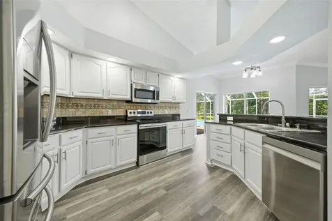 504 Stratfield Drive Lutz FL 33549