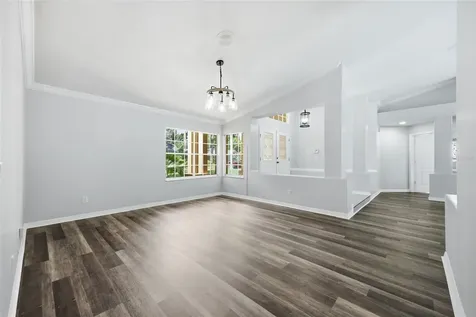 504 Stratfield Drive Lutz FL 33549