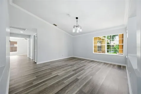 504 Stratfield Drive Lutz FL 33549
