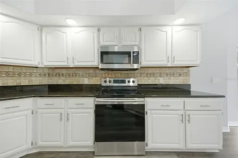 504 Stratfield Drive Lutz FL 33549