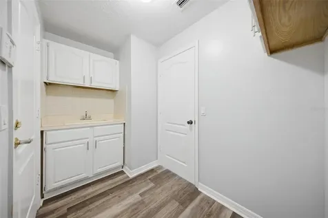504 Stratfield Drive Lutz FL 33549