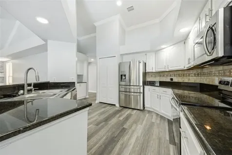 504 Stratfield Drive Lutz FL 33549