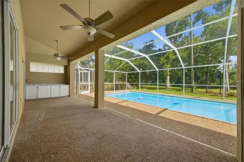 504 Stratfield Drive Lutz FL 33549