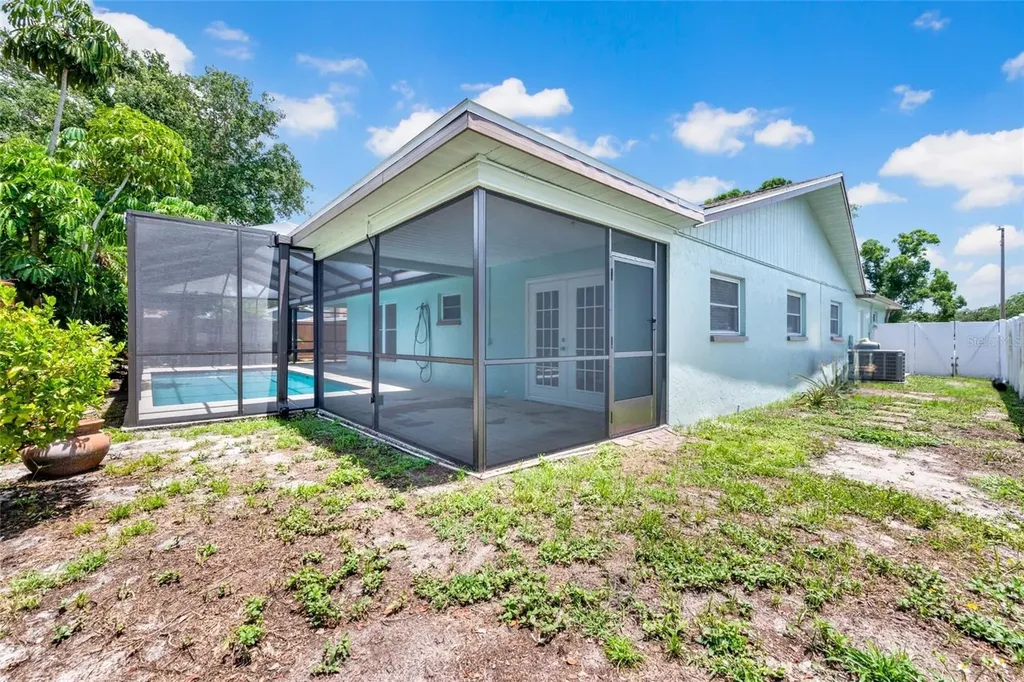 11775 112th Avenue Seminole FL 33778