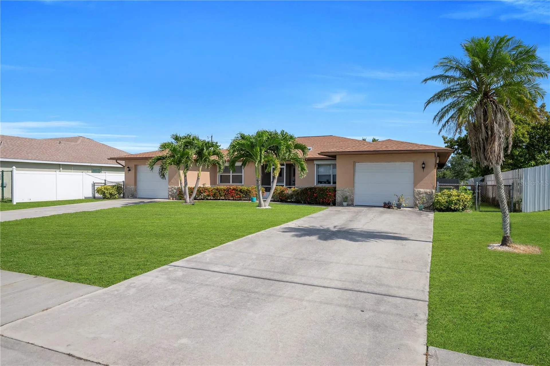 836 SW Trafalgar Parkway Cape Coral FL 33991