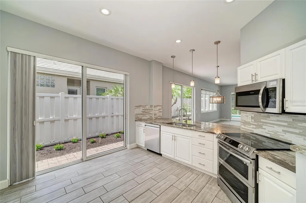 5002 88th Street E Bradenton FL 34211
