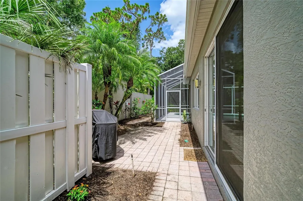 5002 88th Street E Bradenton FL 34211