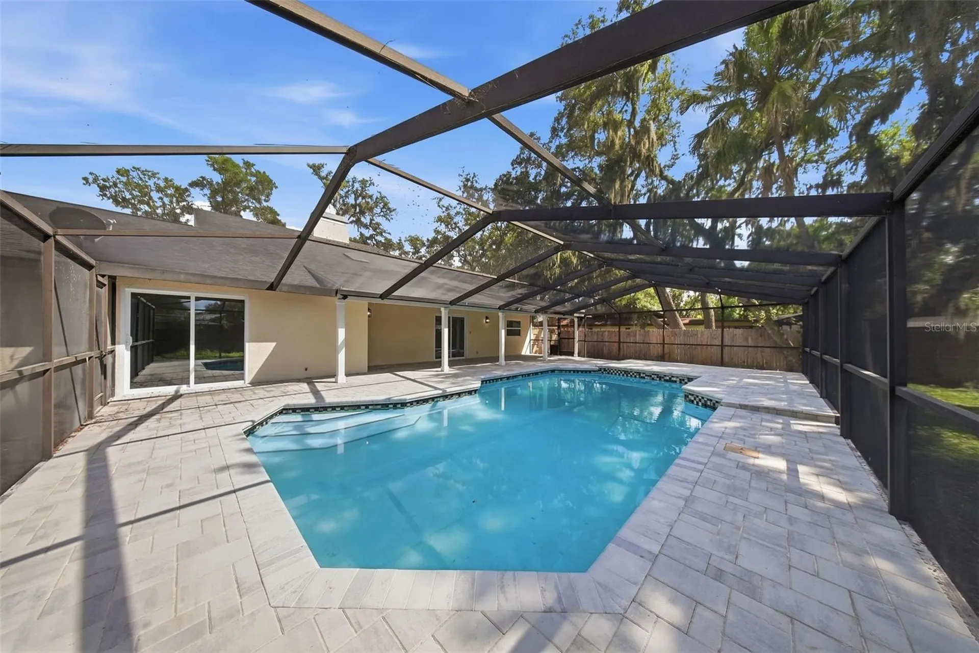 2104 Doefield Court Valrico FL 33596