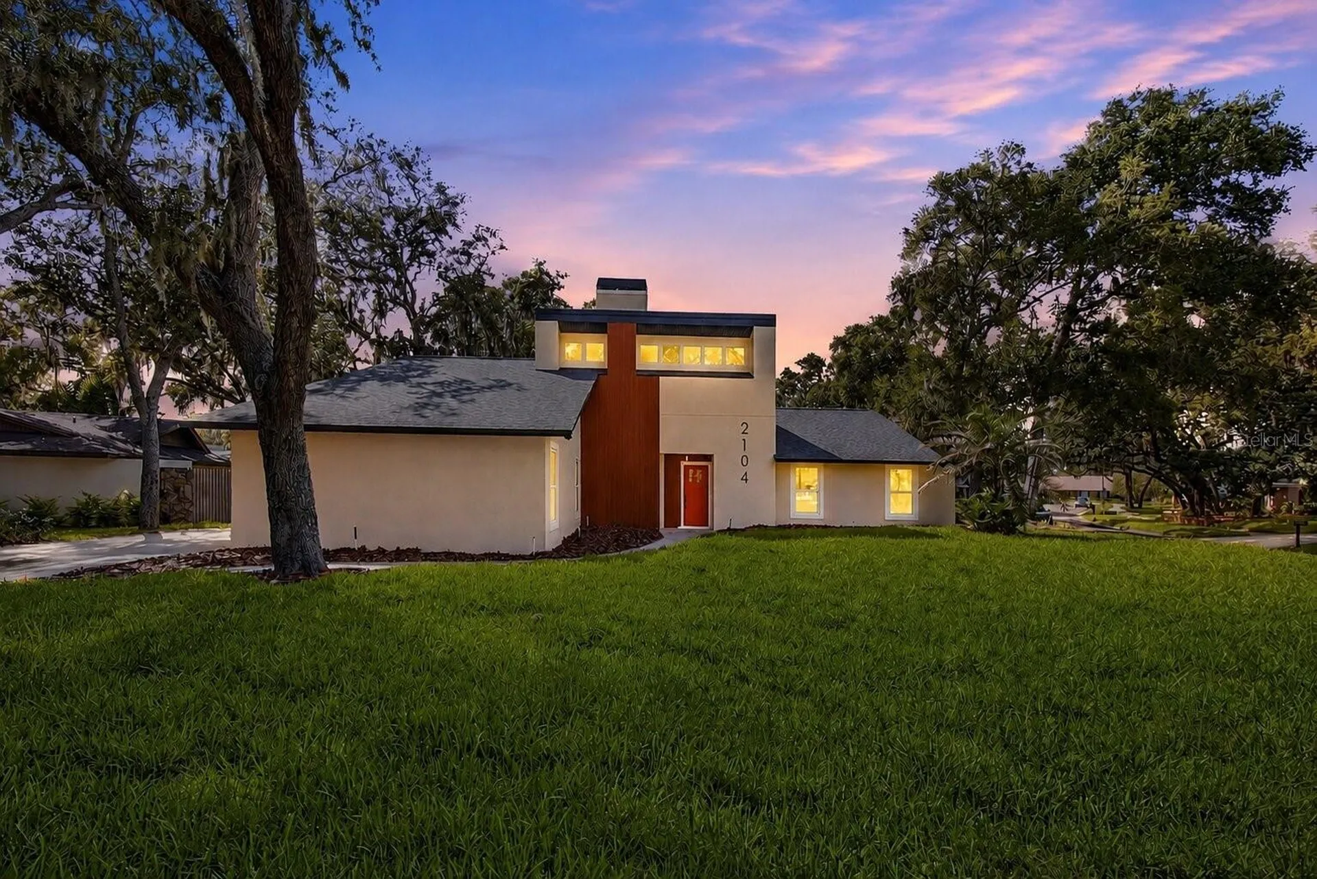 2104 Doefield Court Valrico FL 33596