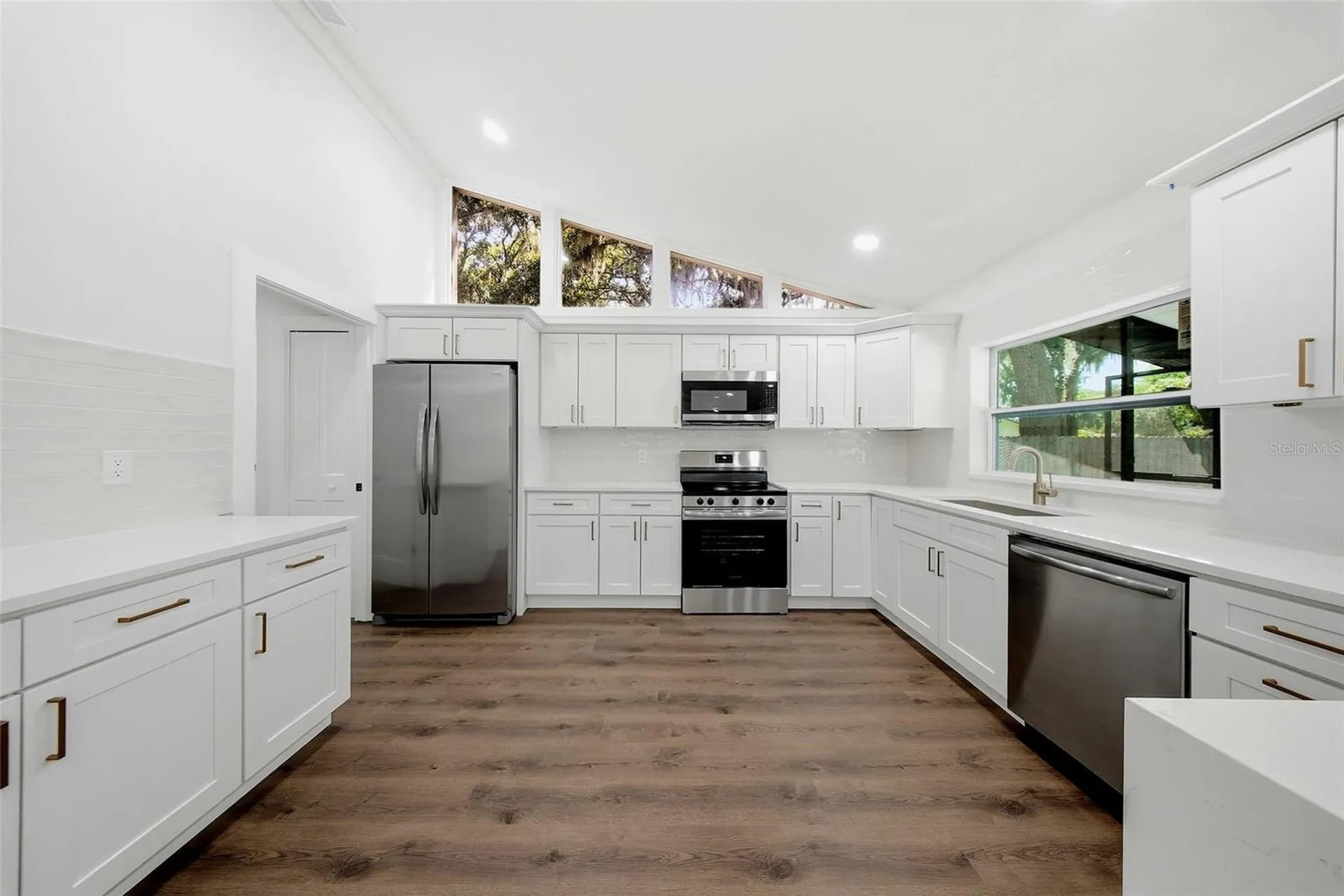 2104 Doefield Court Valrico FL 33596